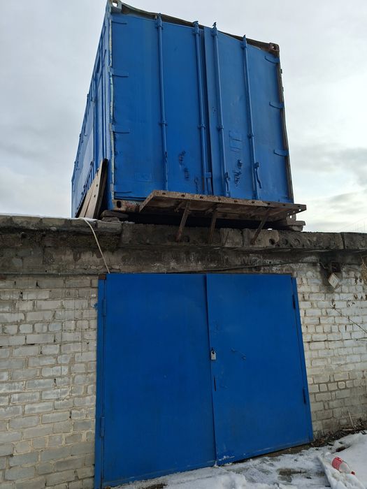 Продам гараж с контейнером