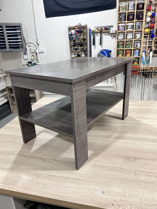 Журнальный столик