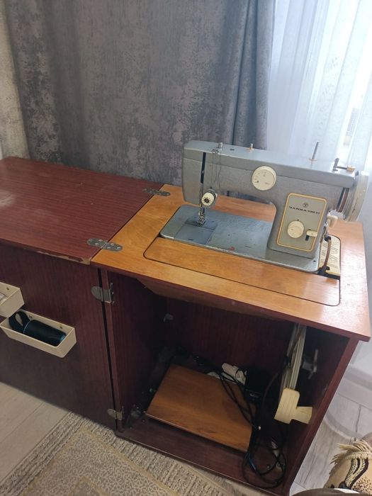 Швейная  машинка
