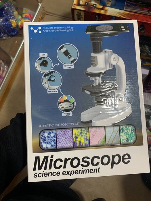 Детское лабораторный микроскоп.