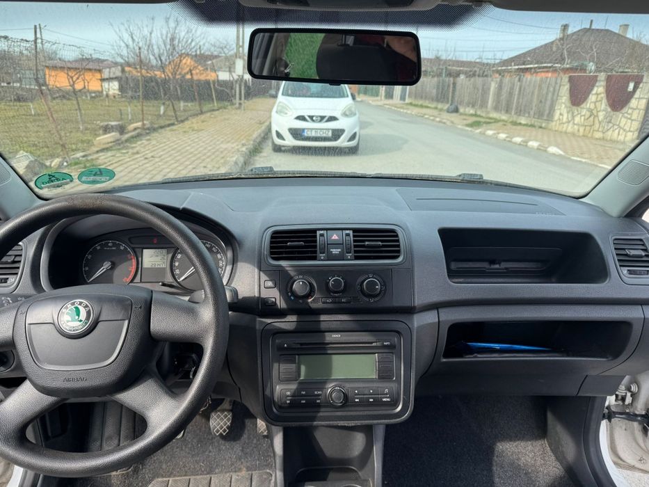 Vând Skoda Fabia