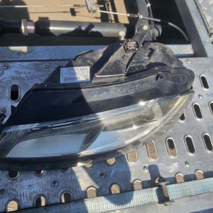 Фар ксенон за а3 8п