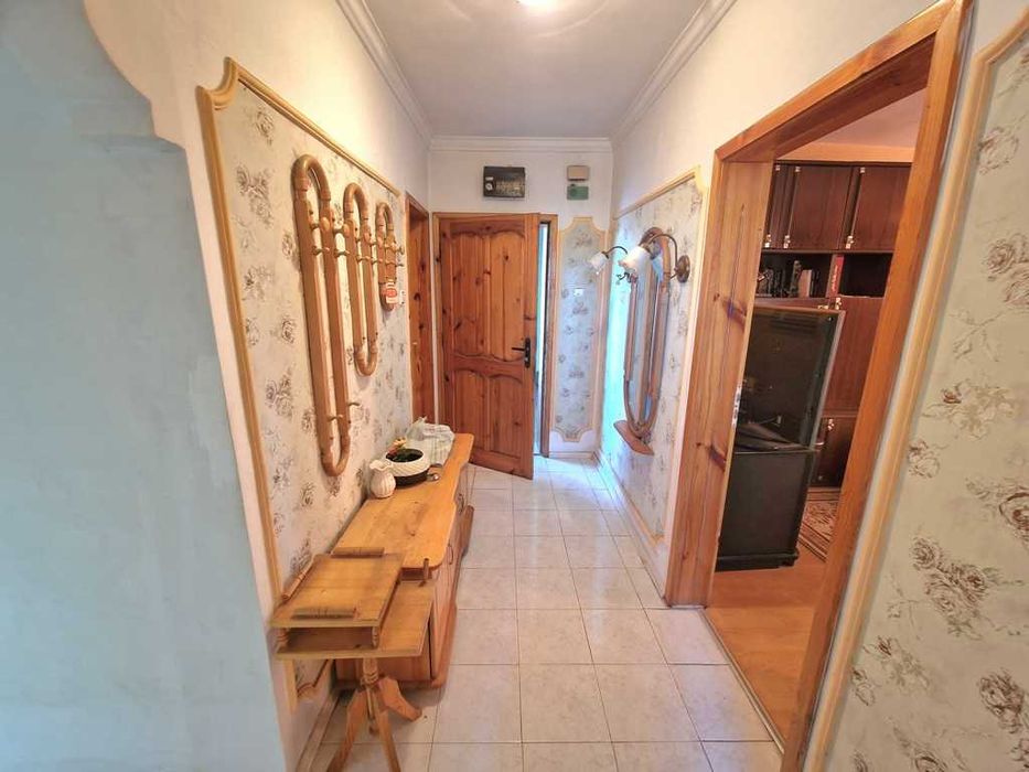 Продава се Тристаен апартамент в Благоевград, Широк център - 107 кв.м за 851 €/кв.м - Снимка #7