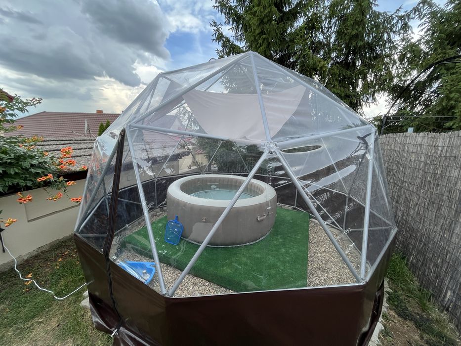 Cort geodesic-Dome-Igloo-Pavilion Igloo
