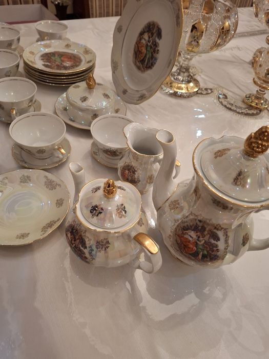 Германская мадонна чайный сервис