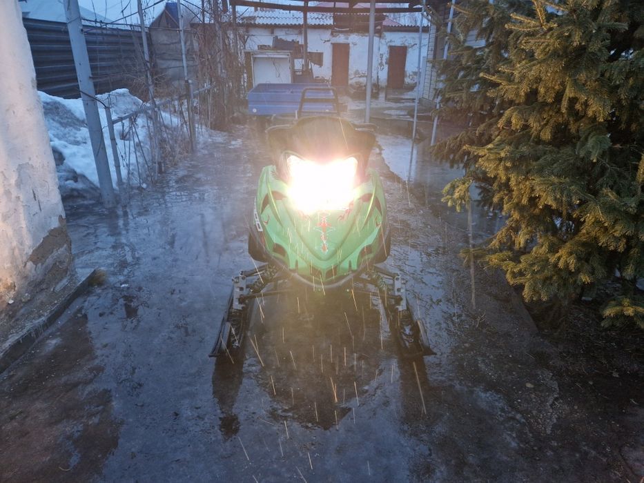 Снегоход  ,Арктикат 1000