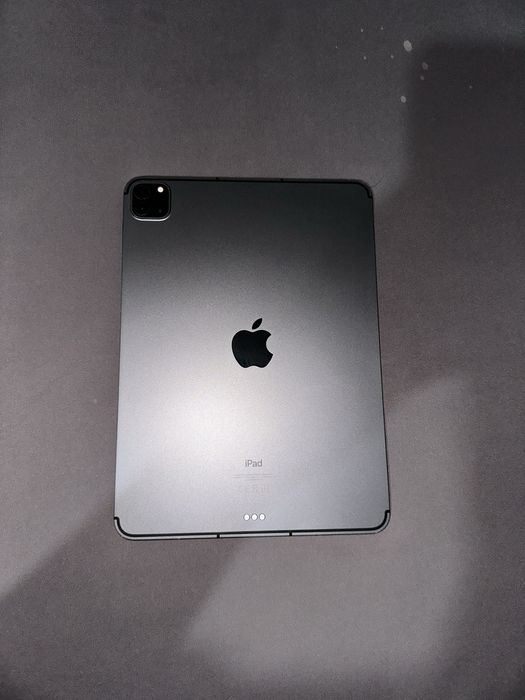 iPad pro 11 celluar 128gb