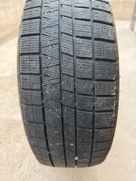 Зимние шины 235/55/R19