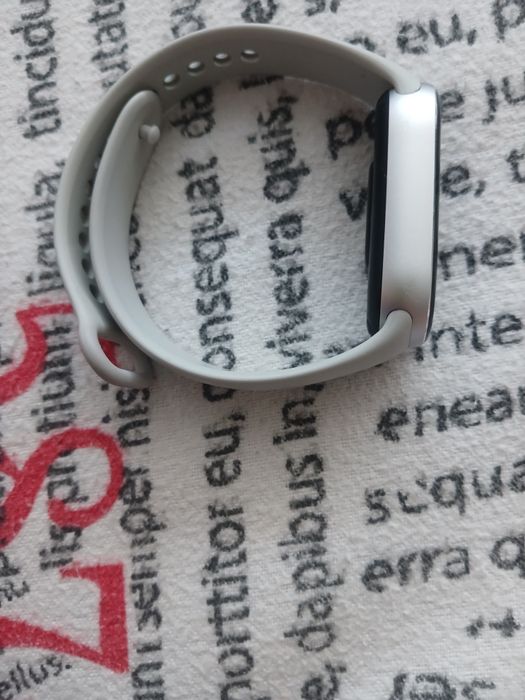 Продам фитнес часы