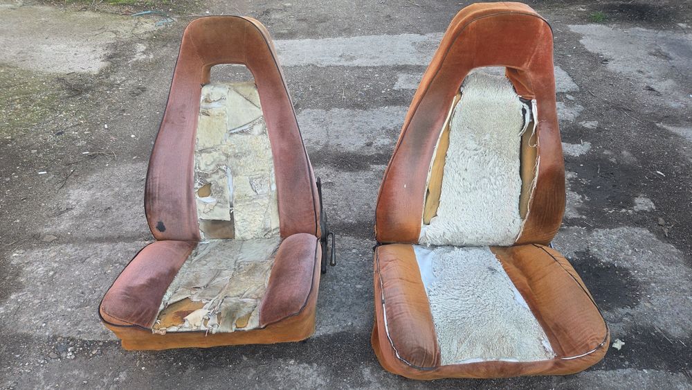 Scaune Dacia 1300/1310 replici de Renault 12