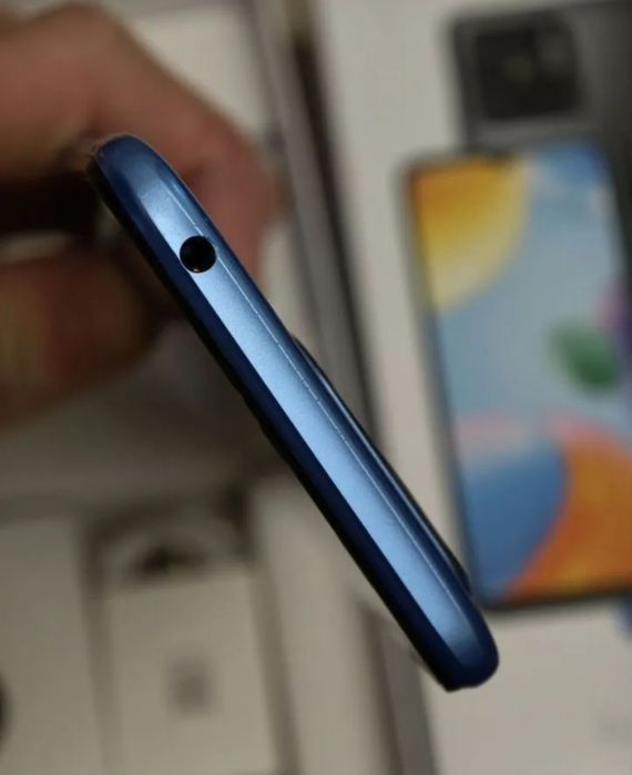 Продам Xiaomi Redmi 10C