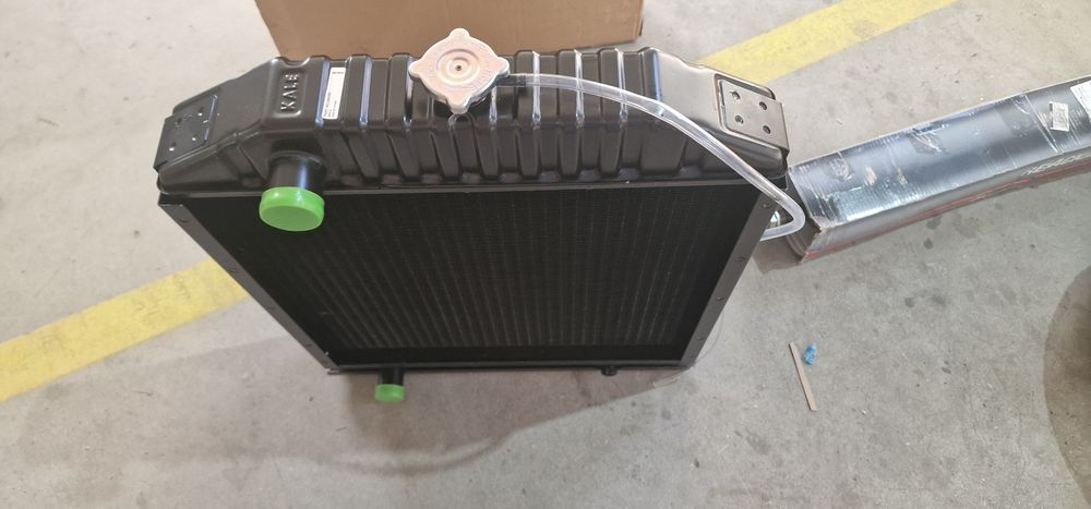 Electromotor tractor fiat 750. Fiat 615 715  pret 2290 lei nou si radi