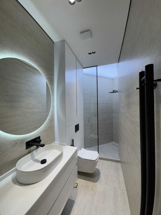 Срочно! 3-комнатная квартира 102 м² с ремонтом и кадастром