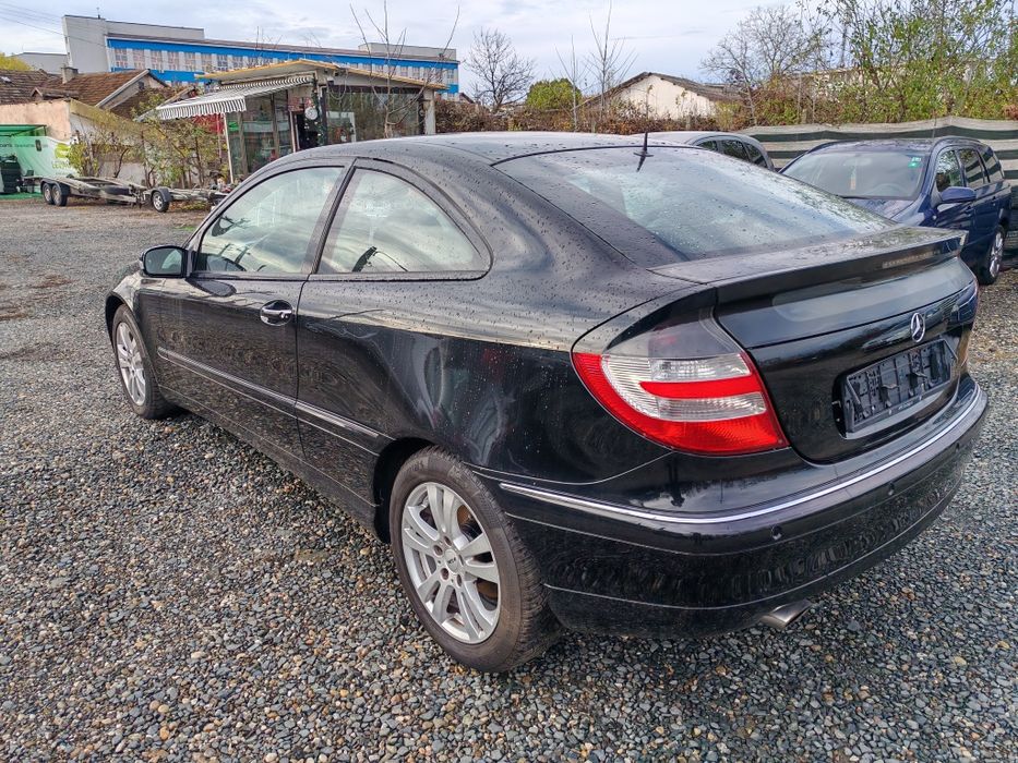 Mercedes Benz C 180 1.8 benzina 2007 cash sau rate
