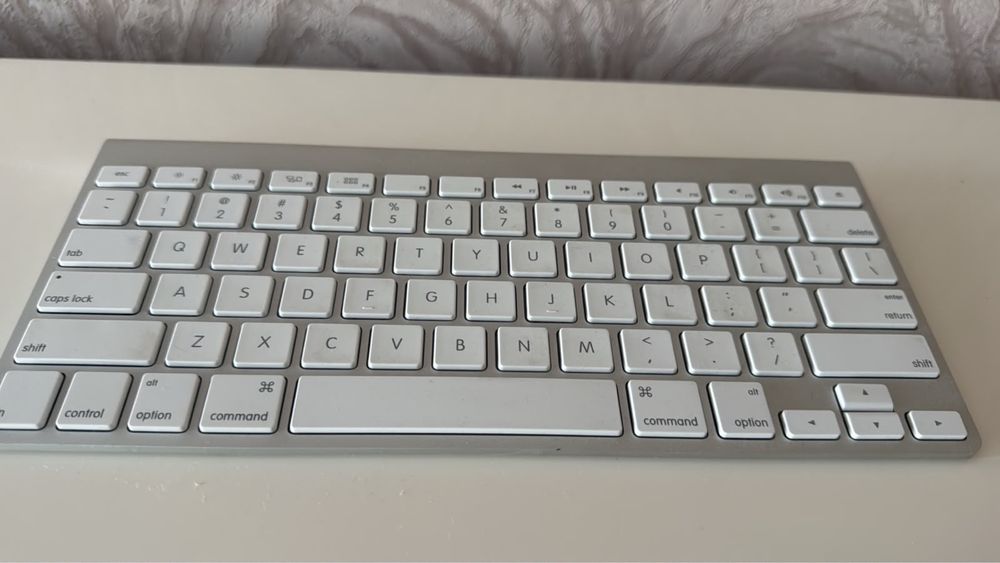 Клавиатура apple всего за 12 тысяч !