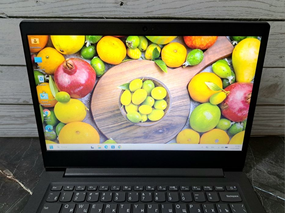 Продам ультрабук LENOVO V14-ADA  (идеал)