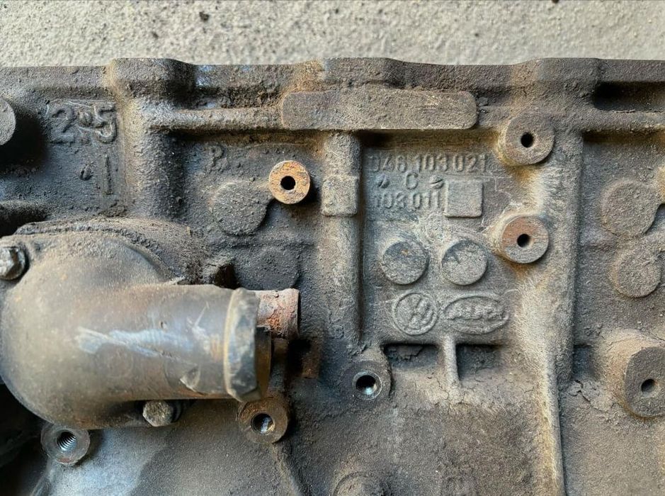 Блок двигателя т4 2.5 бензин