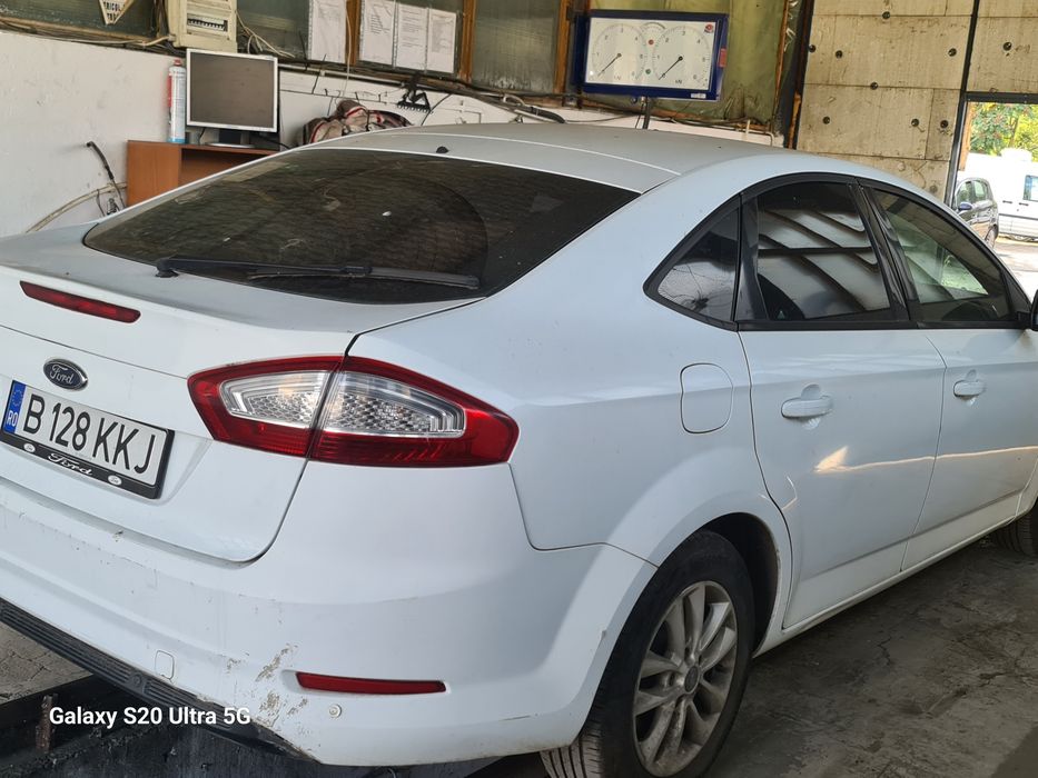 FORD Mondeo 2011 — imagine 3
