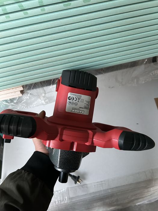 МИКСЕР 1200w 0-600min-1 raider rd-hm07