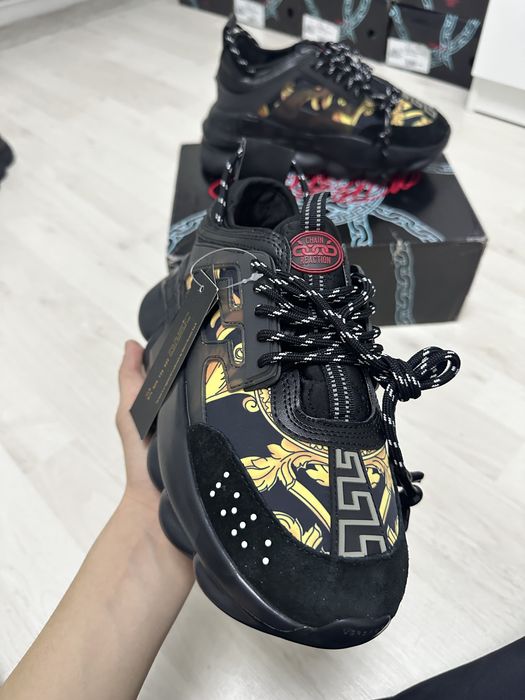 Versace chain Reaction