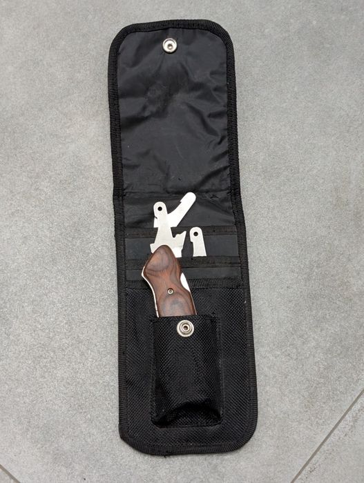 Нож с разными насадками