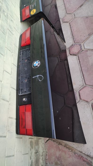 Багажник на БМВ е34