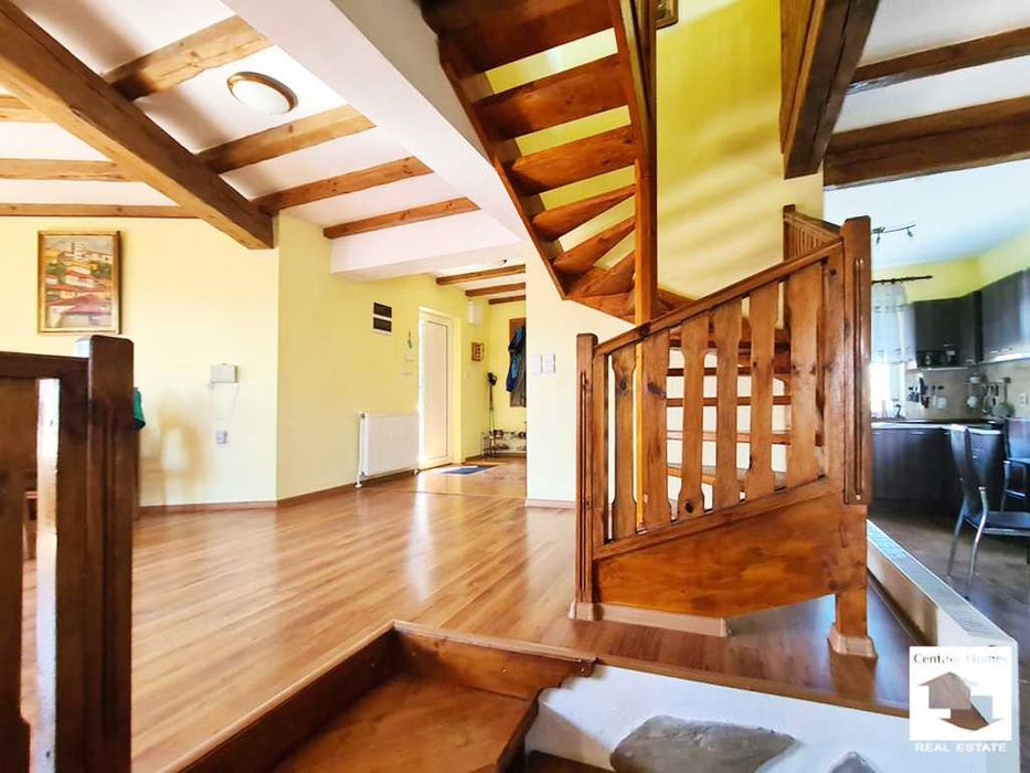 116243 ЕКСКЛУЗИВНО! Къща с басейн в с. Пушево, на 10 км от В. Търново