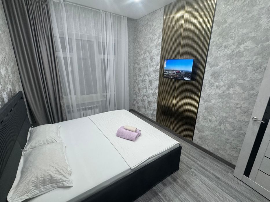 Сдам посуточно 2 комн ЖК Космос