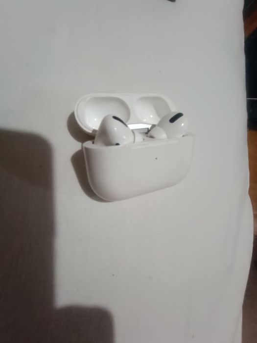 AirPods pro,левый рабочий