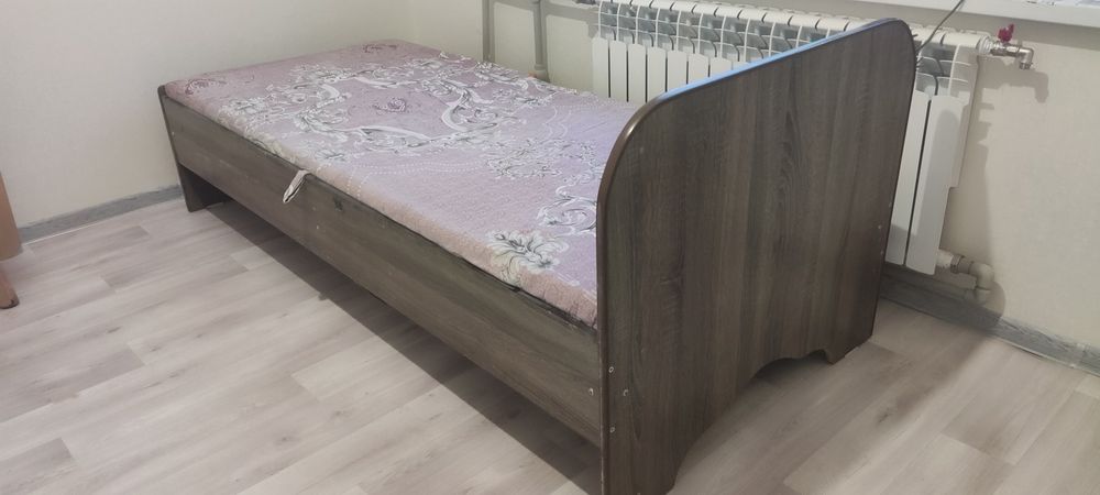 Кровать односпальная