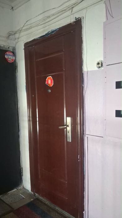 Продам дверь входную