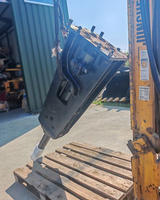 Ciocan Hidraulic SH Montabert BRH250 pentru excavator  8-16 t
