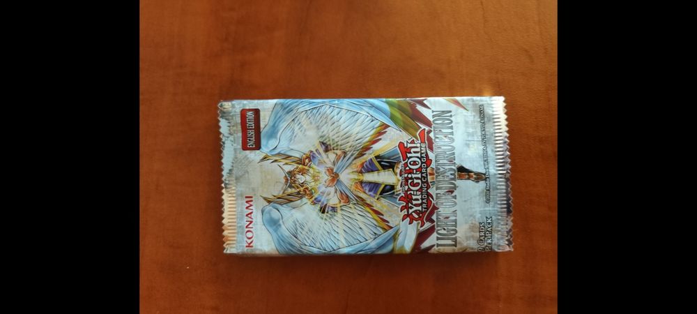 Yu-Gi-Oh комплекти карти