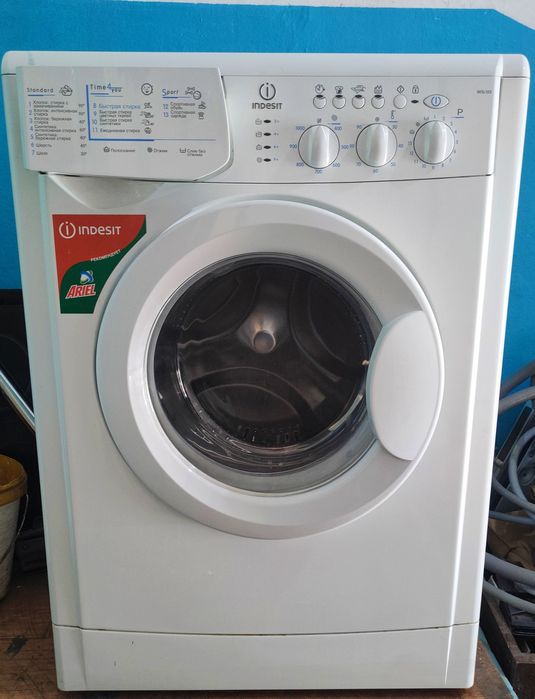 Продам стиральную машинку индезит-6кг.