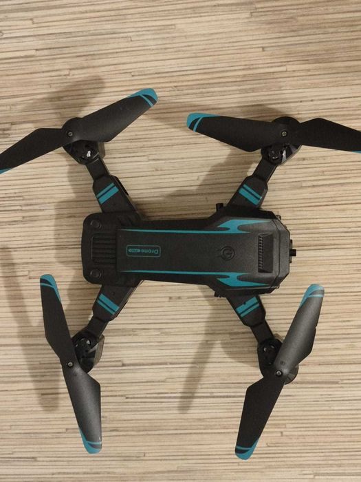 Дрон, дрон с камерой, квадракоптер drone