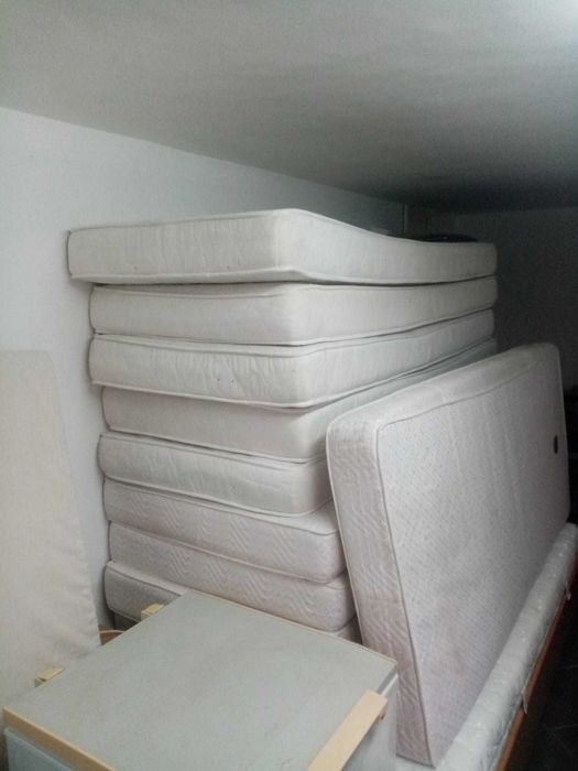 Vând 14 saltele, 80/200, 90 /200.,100/200,120/200,140/200.