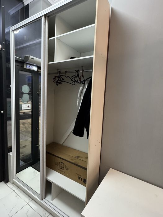 Двух дверный купе шкаф