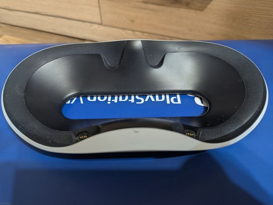 Продам PlayStation VR2