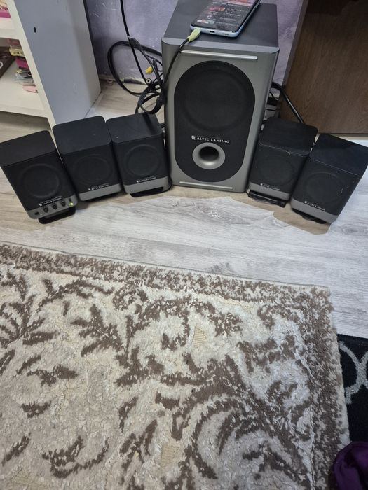 Vand sistem audio 5,1