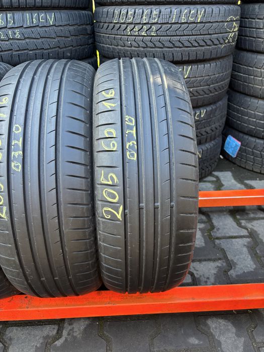 Anvelope Vara 205 60 16 Dunlop Sport BluResponse 205 60 16 R16