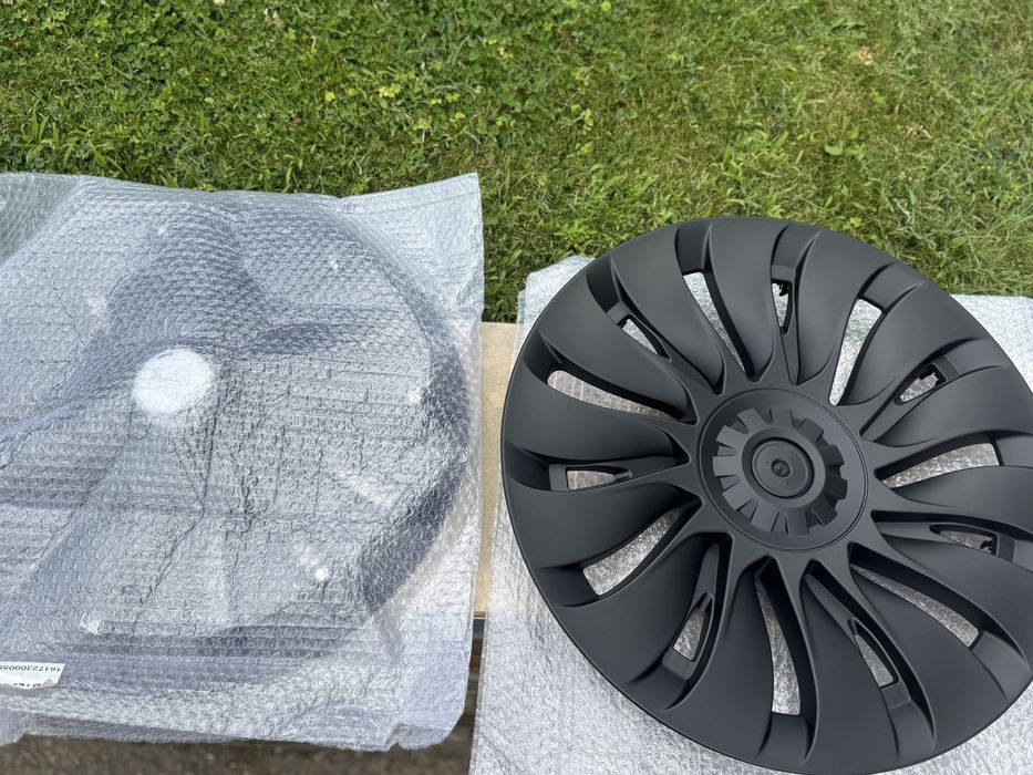 Tesla Model Y тасове 19’