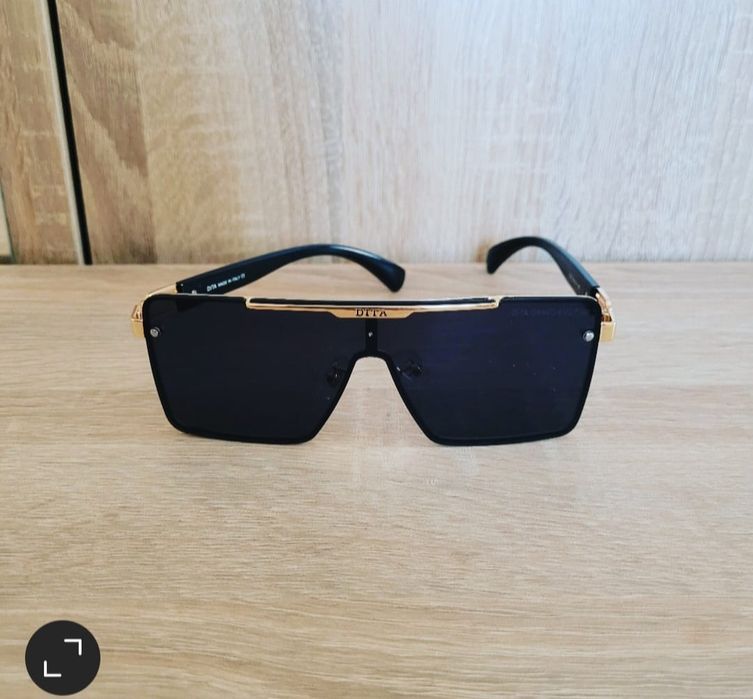 Ochelari de soare bărbătești