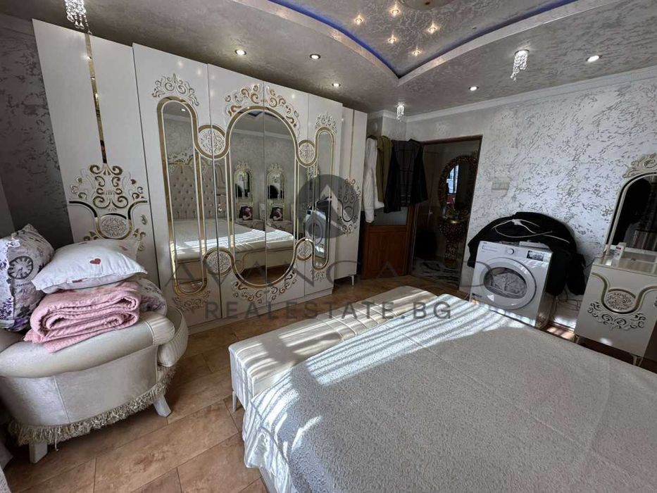 Продава се Двустаен апартамент в Пловдив, Изгрев - 64 кв.м за 1602 €/кв.м - Снимка #5