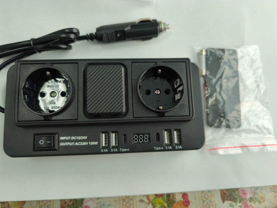 Invertor tensiune 12 V / 24 V 150 W