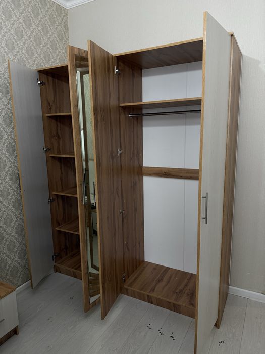 Продам шкаф в спальню