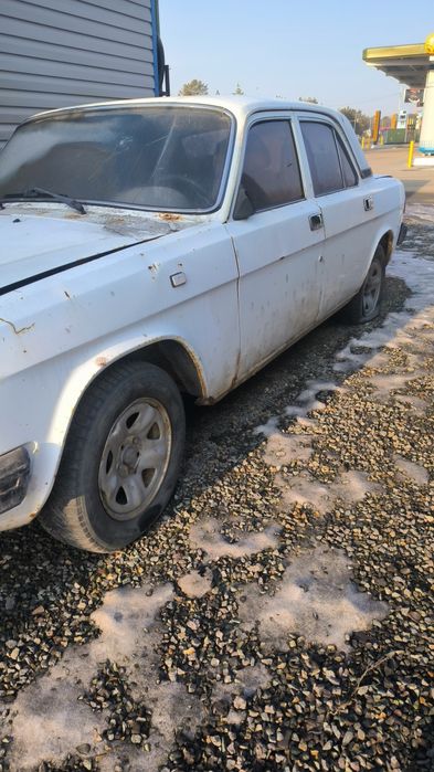 Продам две Волги 3110