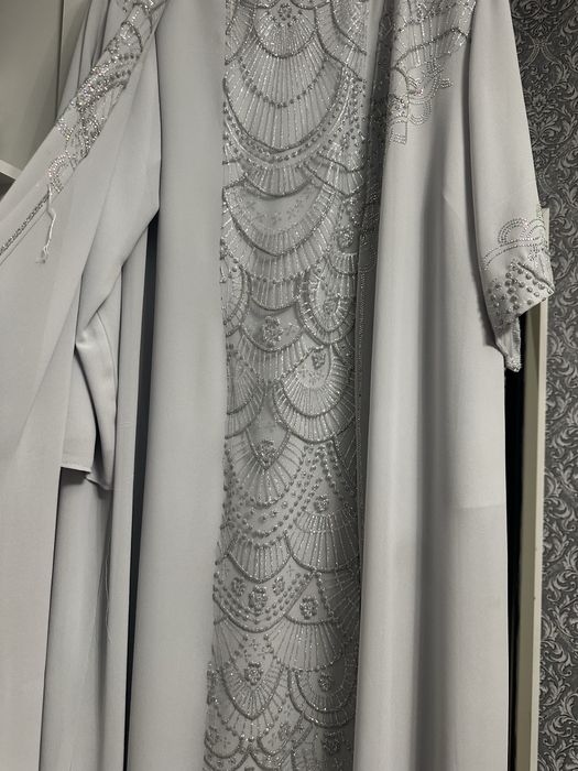 Продам платье абая