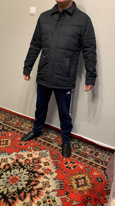 Мужская куртка демисезонная.