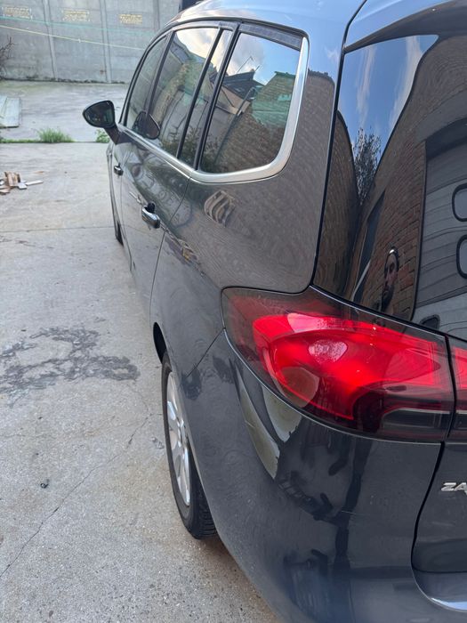 Opel Zafira Tourer 2015