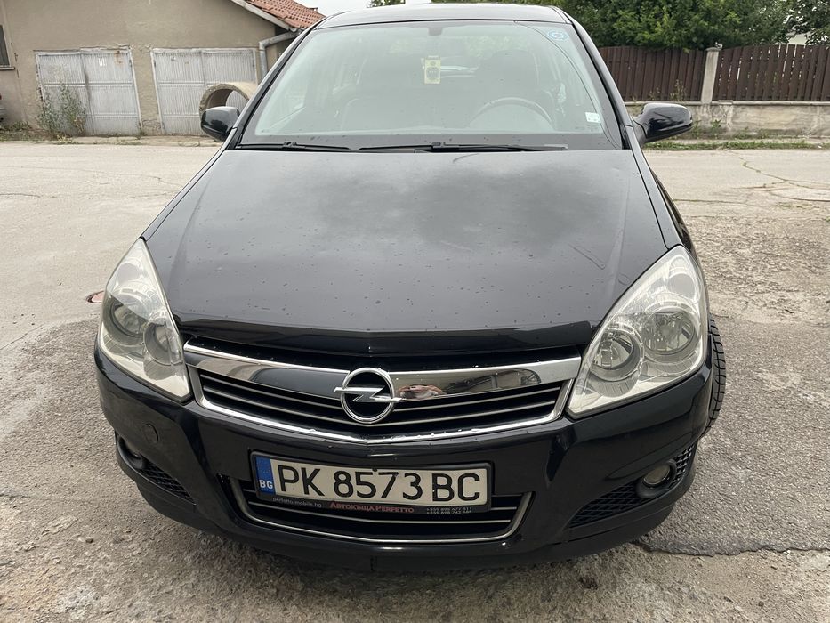Продавам Опел Астра 1.9 cdti